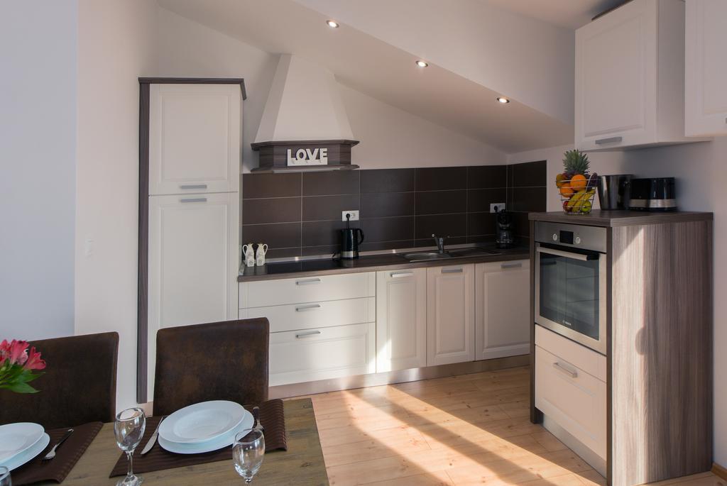 Apartments Max&Leon Podstrana Eksteriør billede